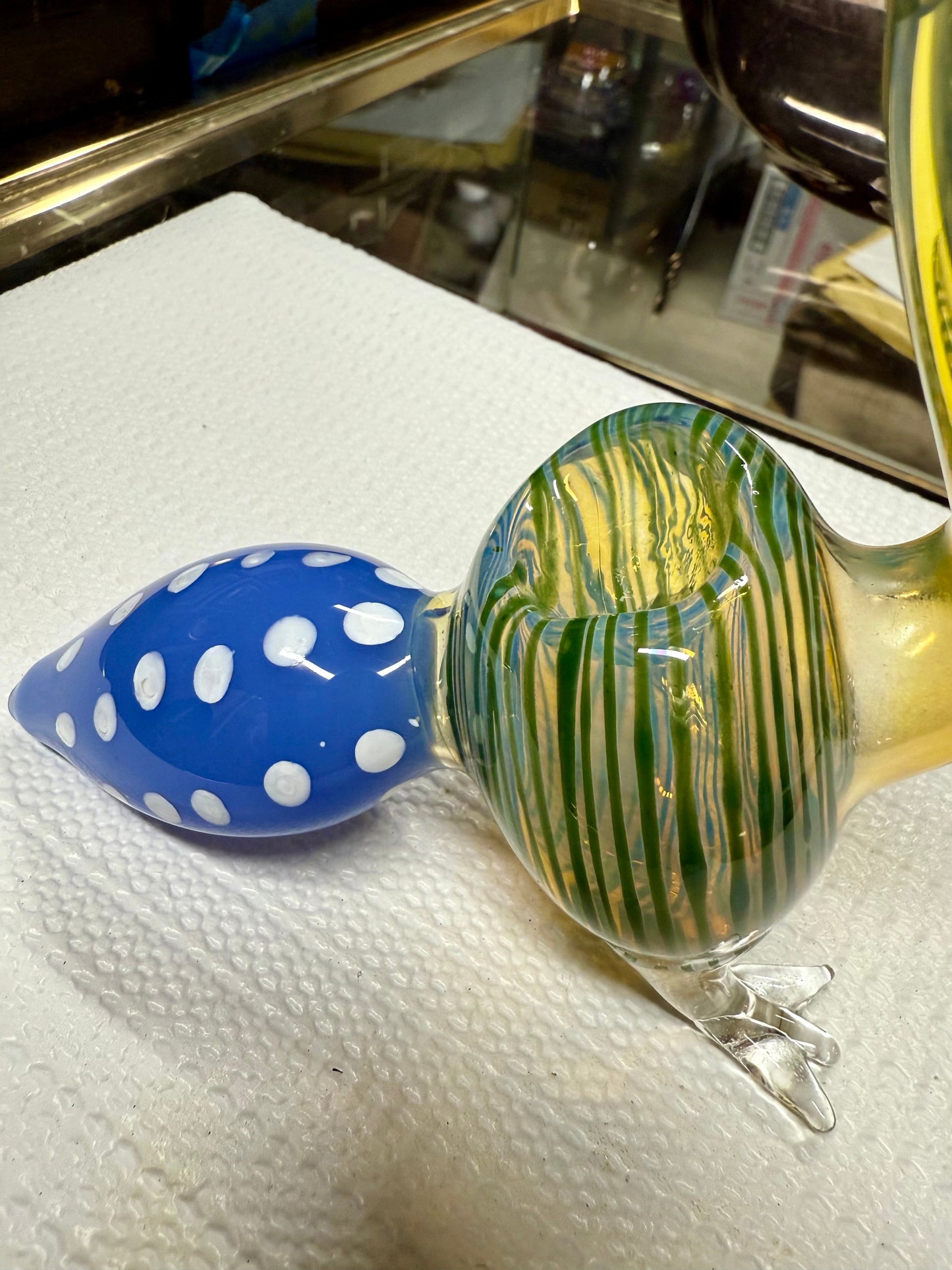 Ripkitty 5” Peacock Dry Herb Hand Pipe